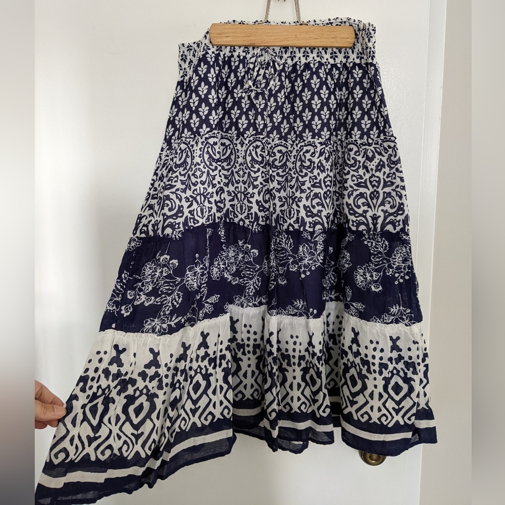 Old Navy peasant skirt
